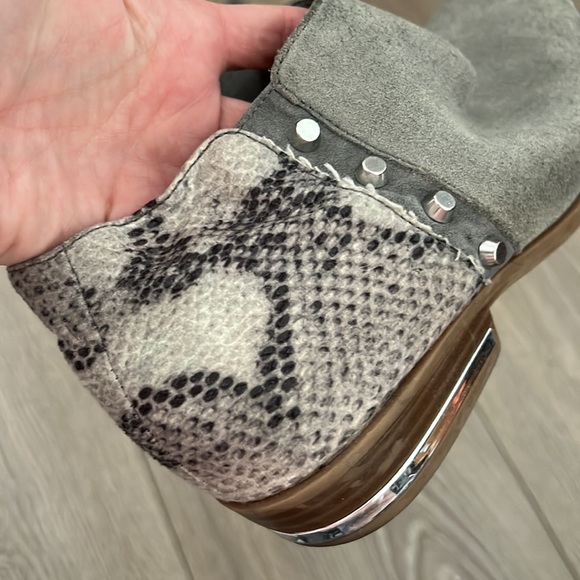 Sz 6 sued and snakeskin booties flats - Picture 2 of 4
